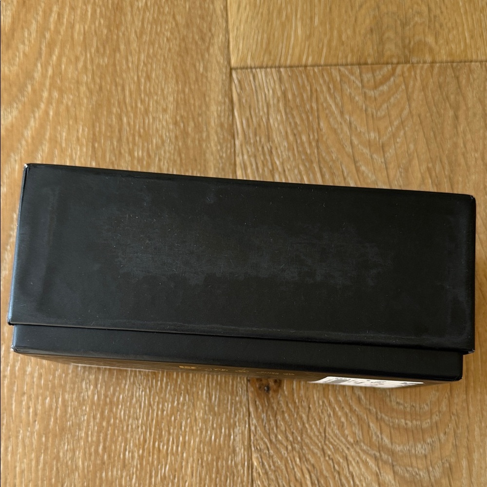 Versace Black Box with Gold Emblem - Picture 2 of 4